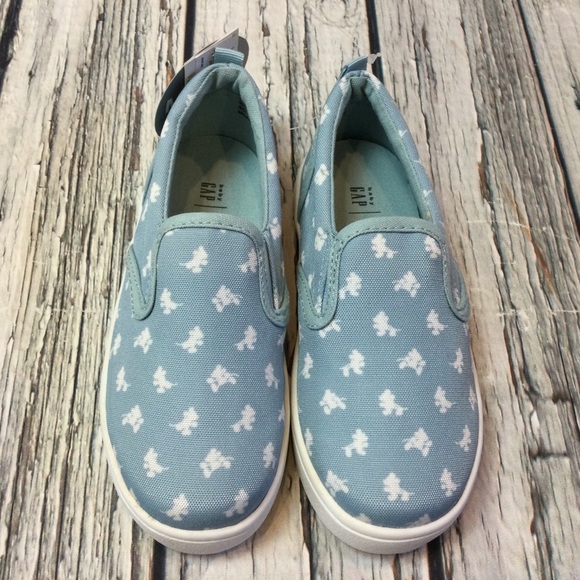 Gap Mickey Mouse 8, 9, 10 Blue Mickey Mouse Canvas Slip-On Shoes. NWT - Picture 2 of 6